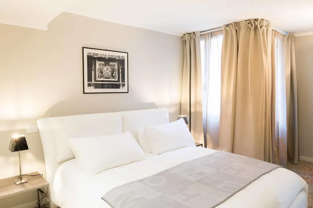 Joseph Apartments Venice Italy