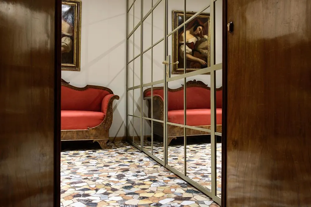 Joseph Apartments Venice