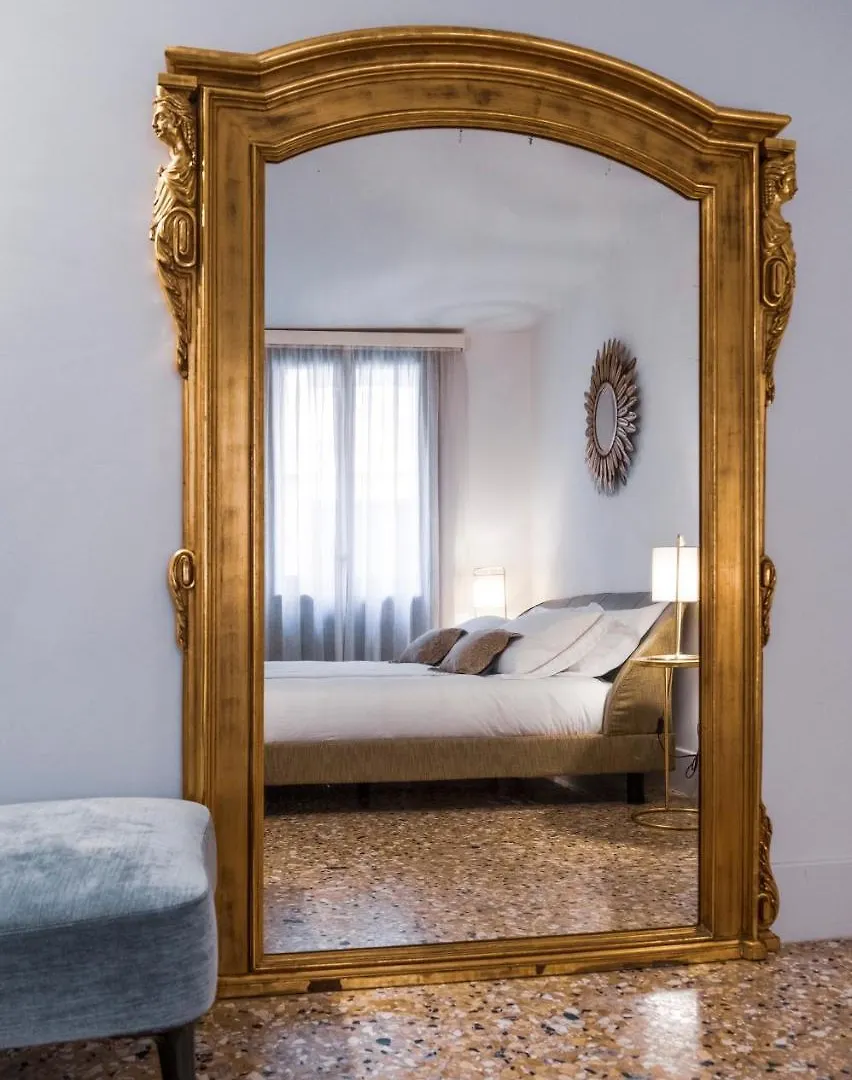 Joseph Apartments Venice 0*,  Italy