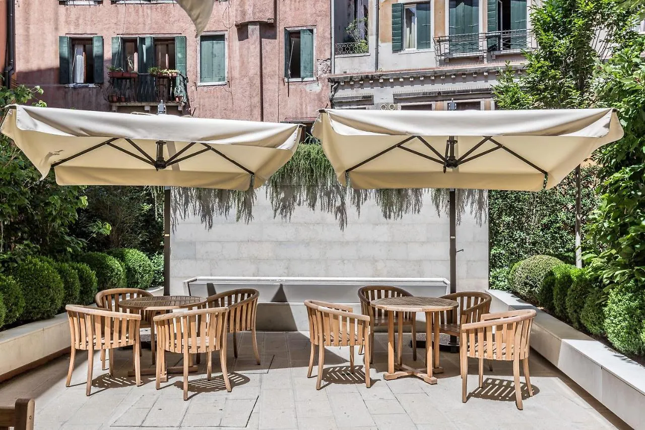 Joseph Apartments Venice