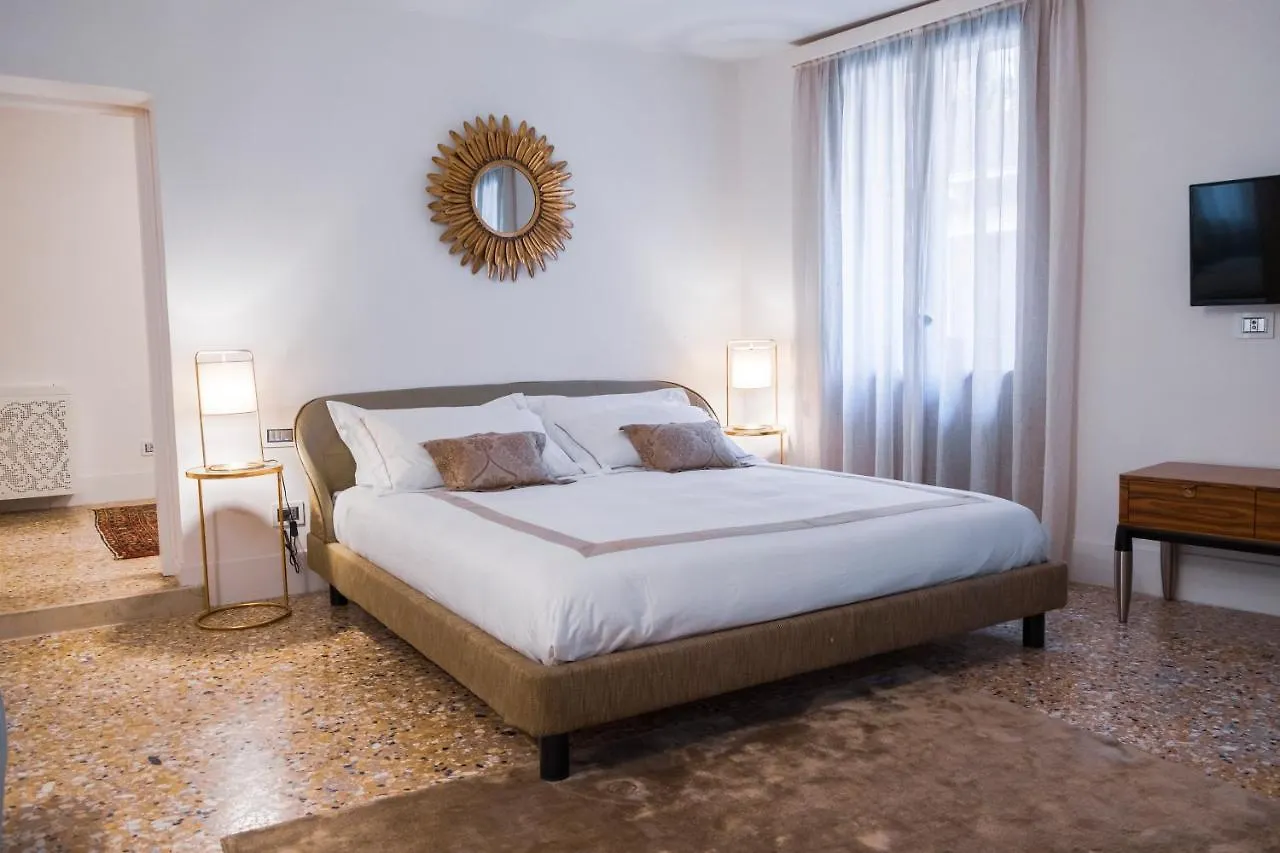 Joseph Apartments Venice Italy