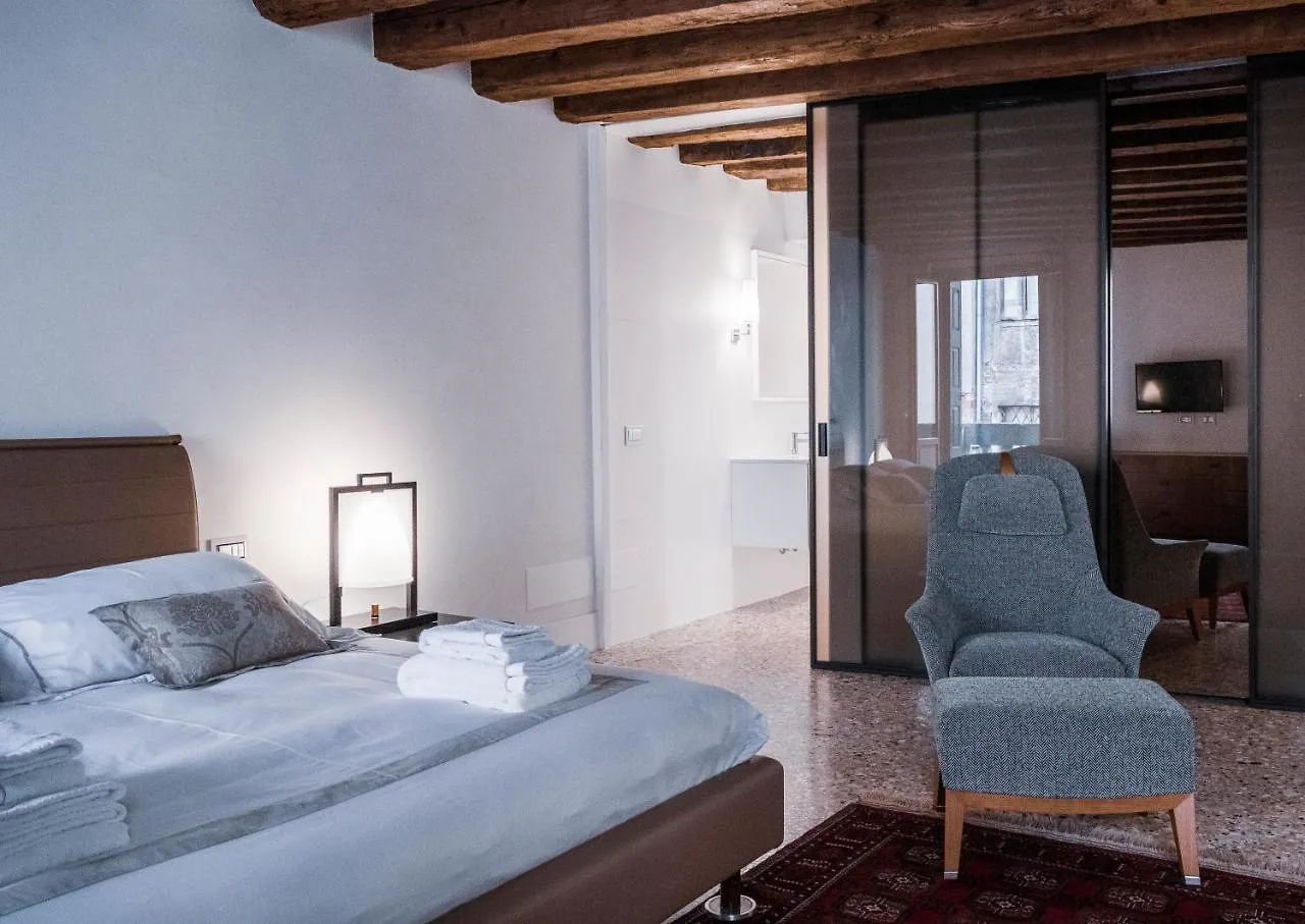 Joseph Apartments Venice