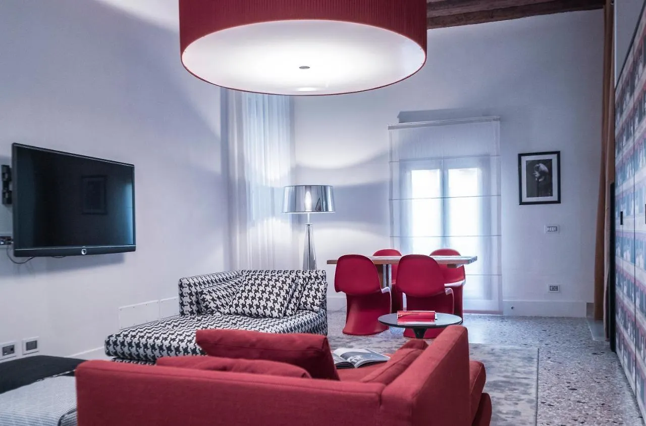 Joseph Apartments Venice