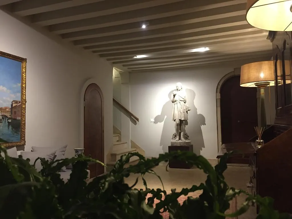 Joseph Apartments Венеция 0*,  Италия