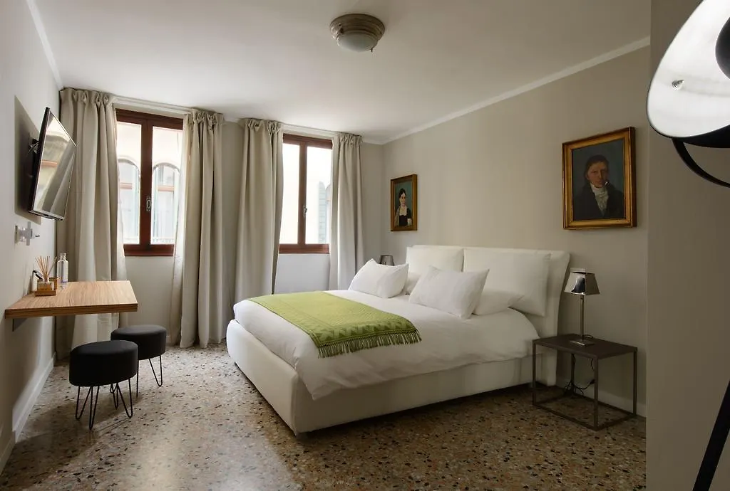 Joseph Apartments Венеция