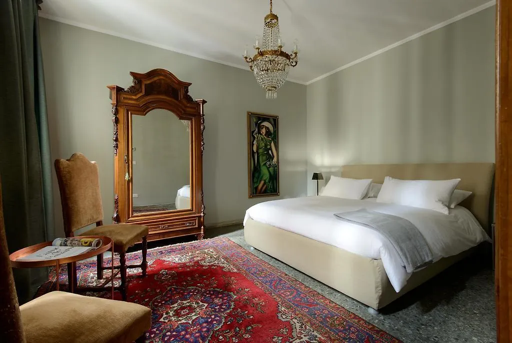 Joseph Apartments Венеция