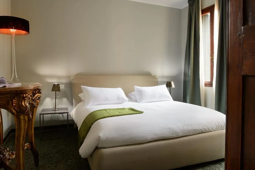 Joseph Apartments Венеция