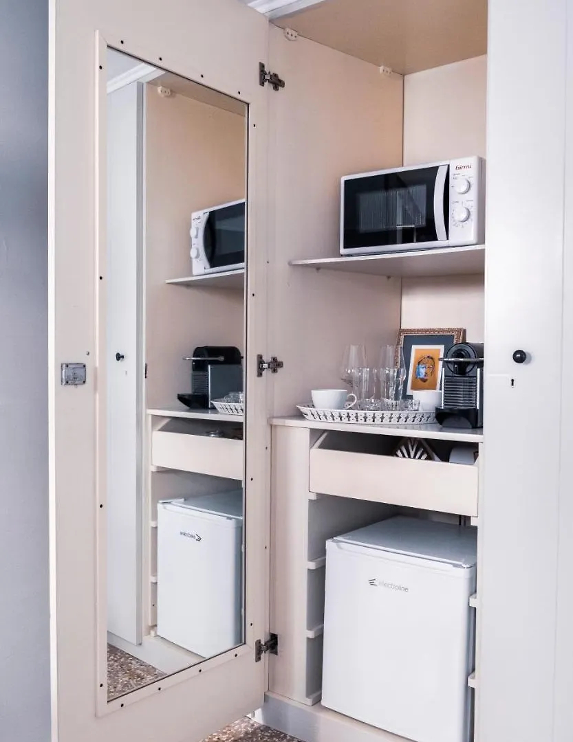Joseph Apartments Венеция Италия