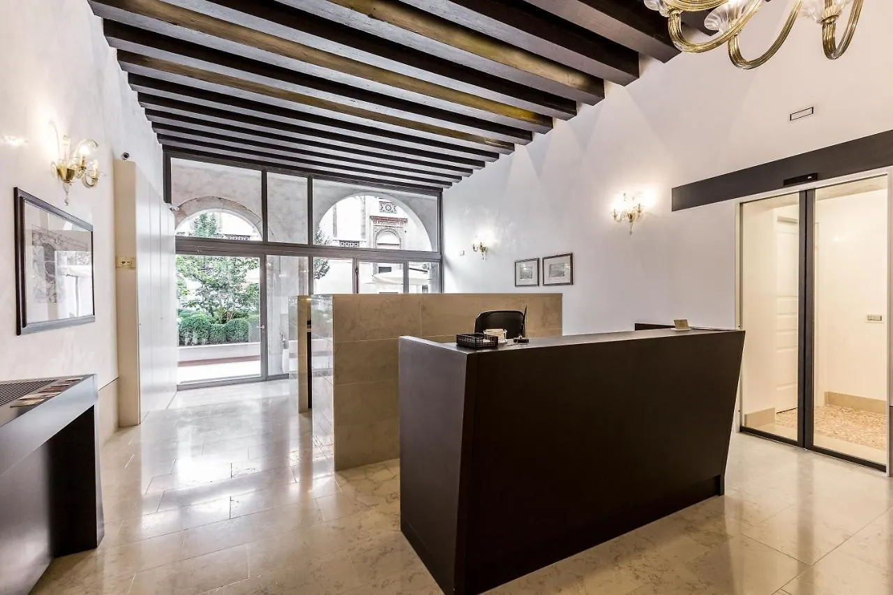 Joseph Apartments Венеция