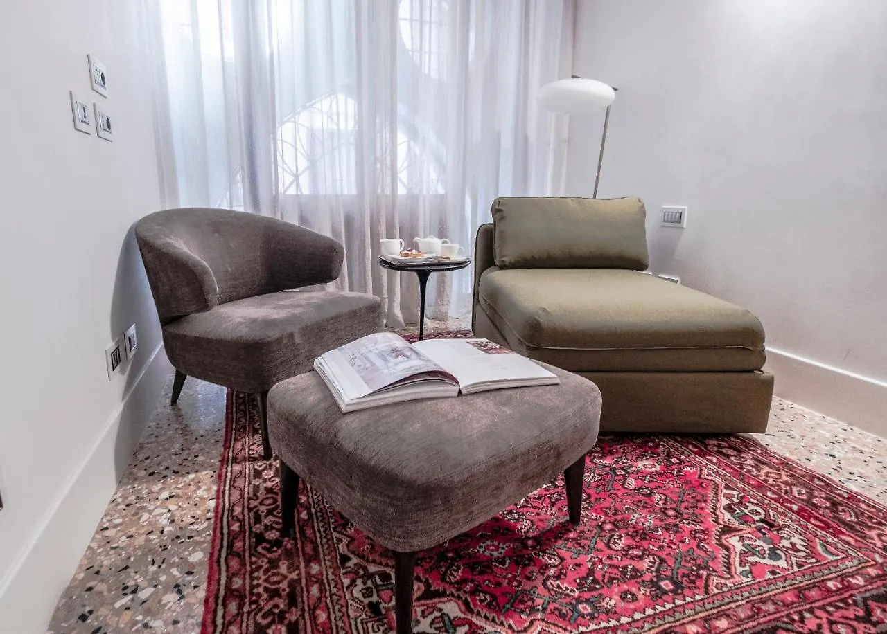 Joseph Apartments Венеция