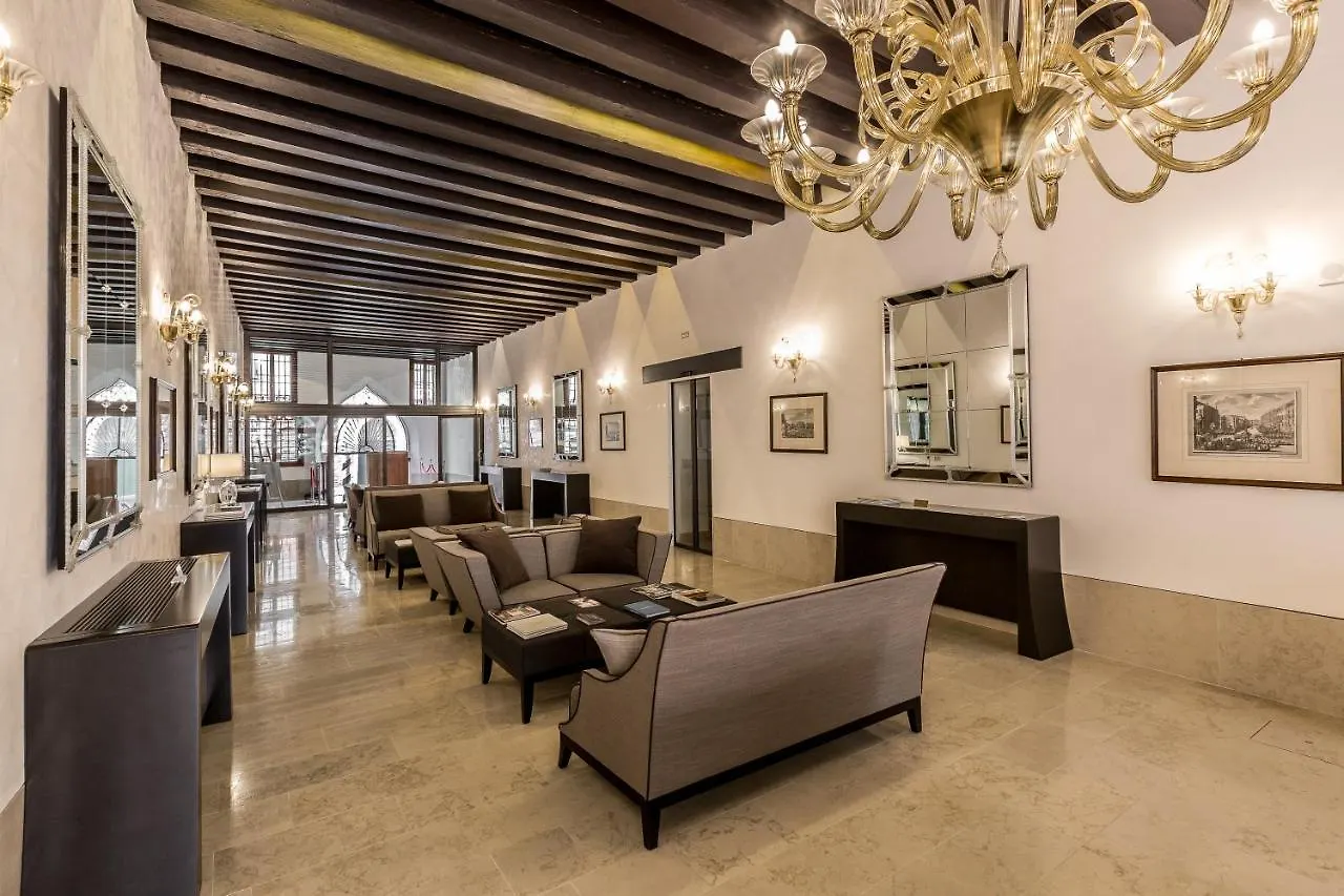 Joseph Apartments Венеция